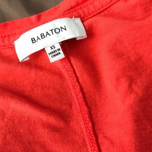 Aritzia orange tshirt